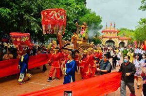 lế hội dinh Thầy Thím